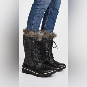 NWOT! Women’s Sorel Tofino II Black Snow/Rain Boots w/Grey Faux Fur Trim Sz 8